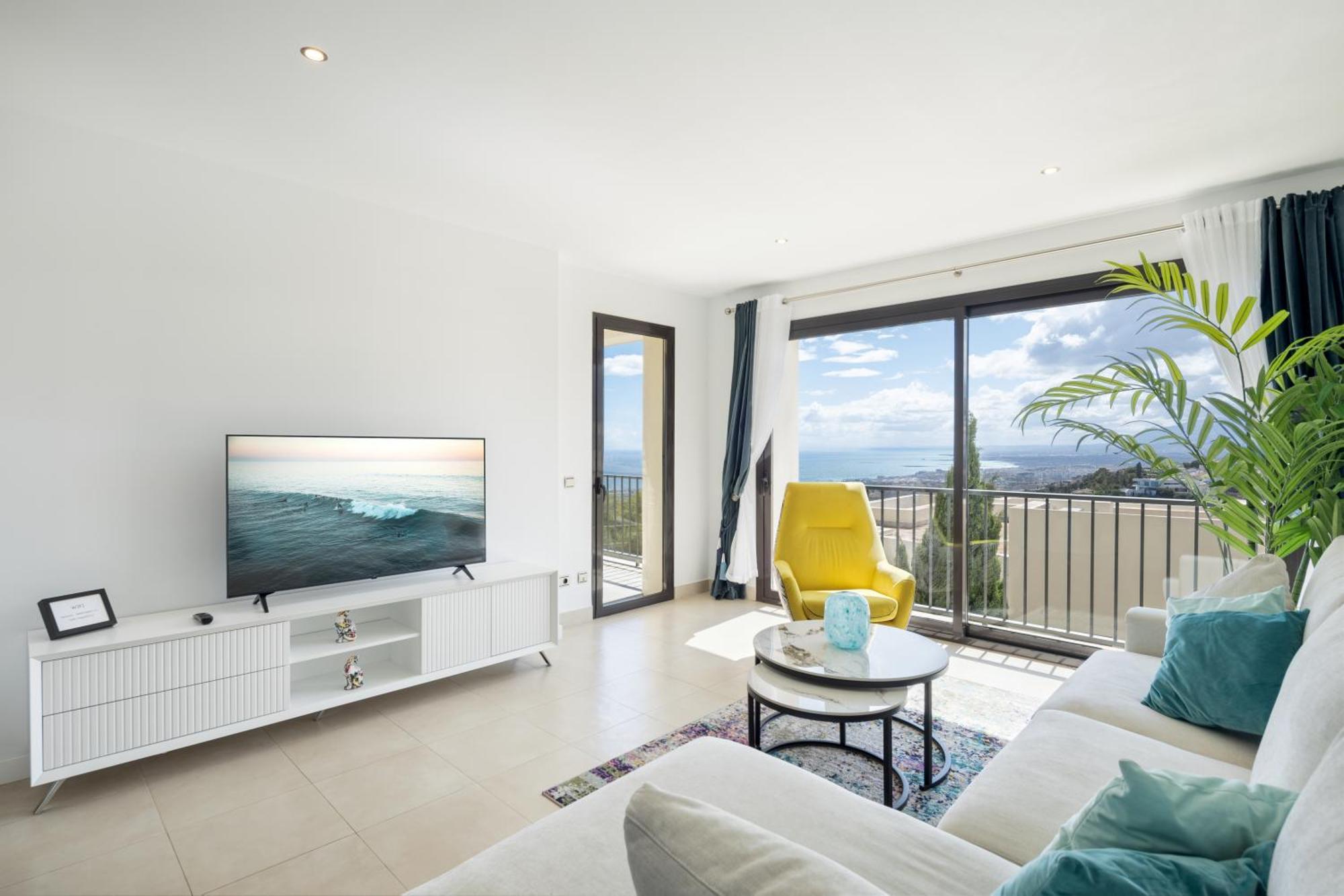 Spectacular Views - Luxury Apartment In Resort - Marbella Hills Exterior photo